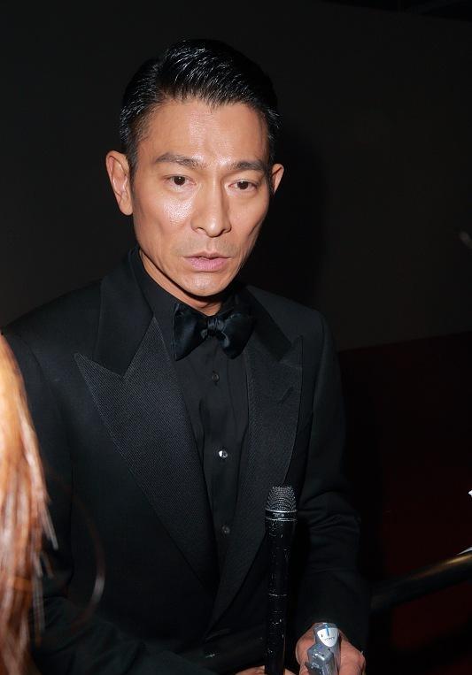 娱乐大爆料刘德华是谁,刘德华背后的惊人真相